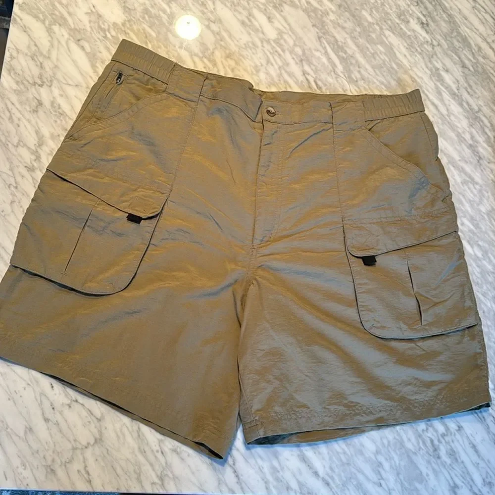 Sierra Experience khaki nylon technical cargo hiking athleisure shirts. XXL